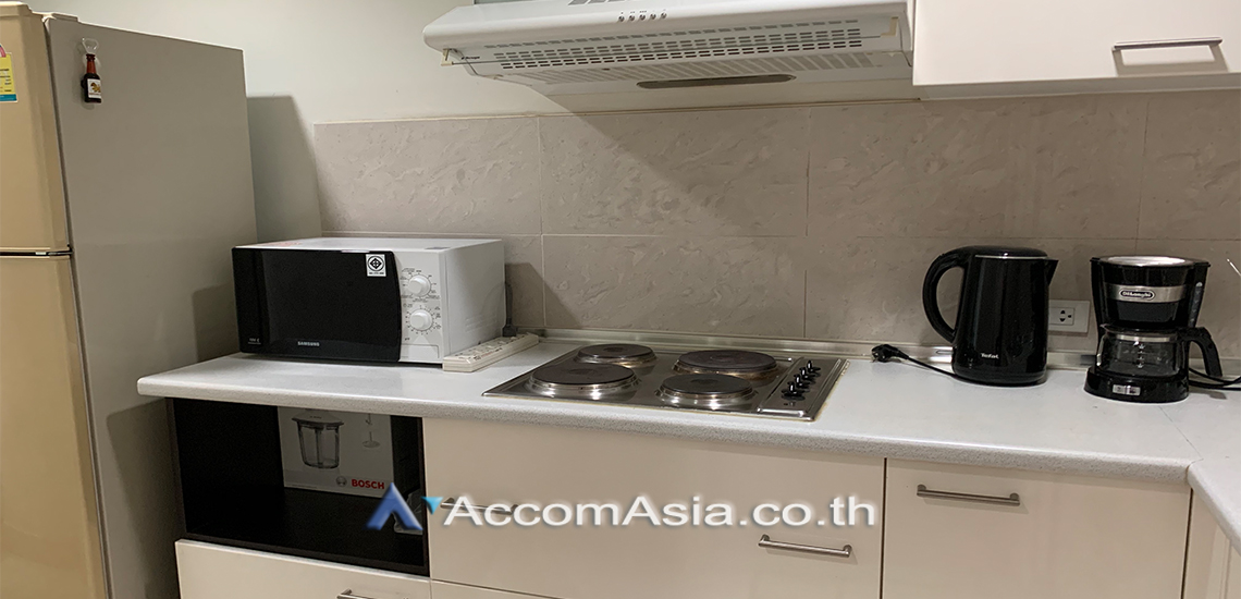  2 Bedrooms  Condominium For Rent in Sukhumvit, Bangkok  near BTS Phrom Phong (AA31039)