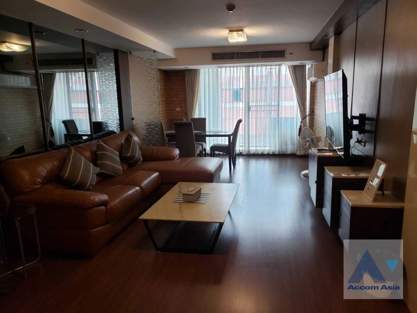 Pet friendly |  2 Bedrooms  Condominium For Rent in Sukhumvit, Bangkok  near BTS Asok - MRT Sukhumvit (AA31069)