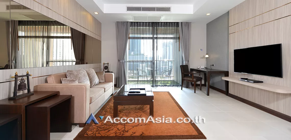 Pet friendly |  1 Bedroom  Apartment For Rent in Sukhumvit, Bangkok  near BTS Asok (AA31088)