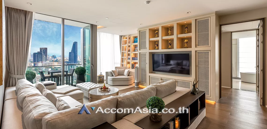  2 Bedrooms  Condominium For Sale in Sukhumvit, Bangkok  near BTS Phrom Phong (AA31102)