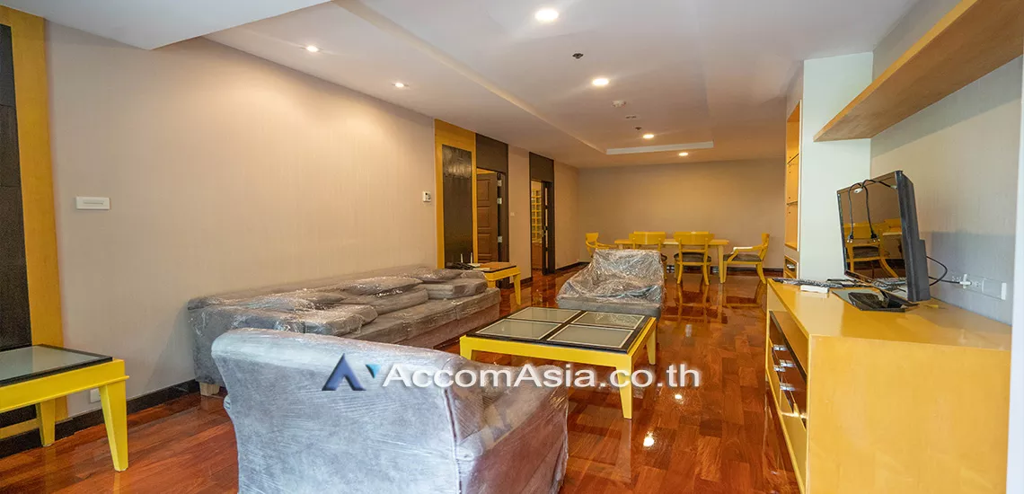 Pet friendly |  2 Bedrooms  Apartment For Rent in Sukhumvit, Bangkok  near BTS Phrom Phong (AA31119)