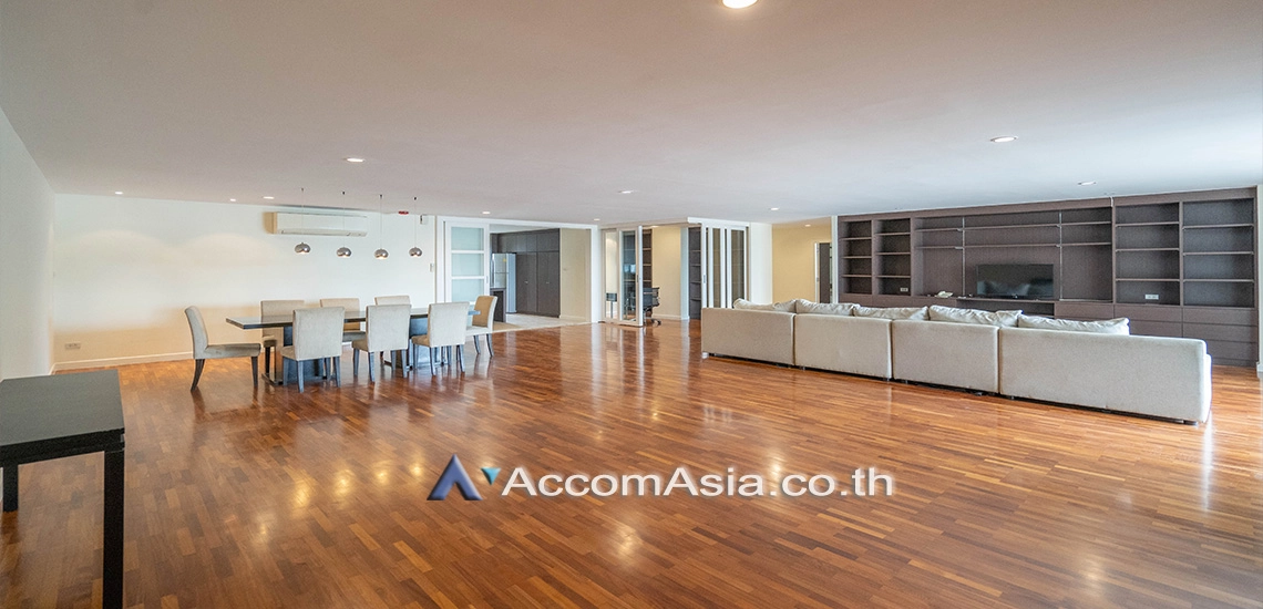 Pet friendly |  3 Bedrooms  Condominium For Rent in Sukhumvit, Bangkok  near BTS Phrom Phong (AA31134)