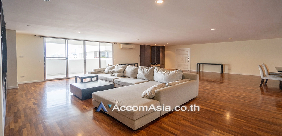 Pet friendly |  3 Bedrooms  Condominium For Rent in Sukhumvit, Bangkok  near BTS Phrom Phong (AA31134)