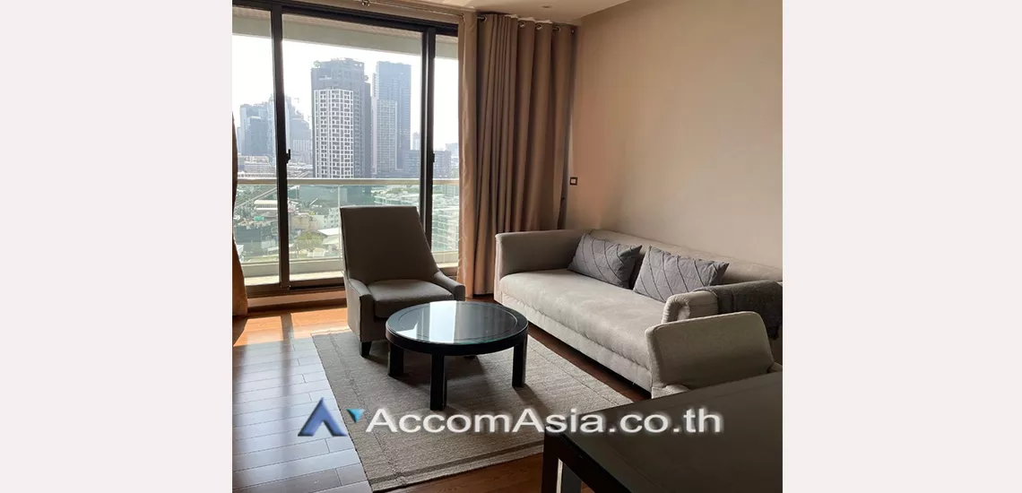  1 Bedroom  Condominium For Rent in Sukhumvit, Bangkok  near BTS Phrom Phong (AA31154)