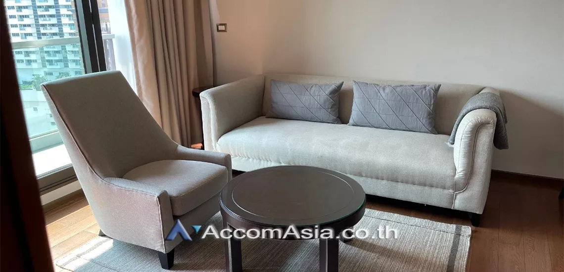  1 Bedroom  Condominium For Rent in Sukhumvit, Bangkok  near BTS Phrom Phong (AA31154)