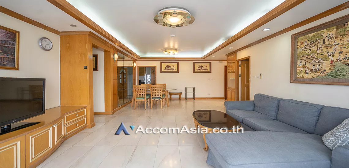  3 Bedrooms  Condominium For Rent in Sukhumvit, Bangkok  near BTS Thong Lo (AA31169)