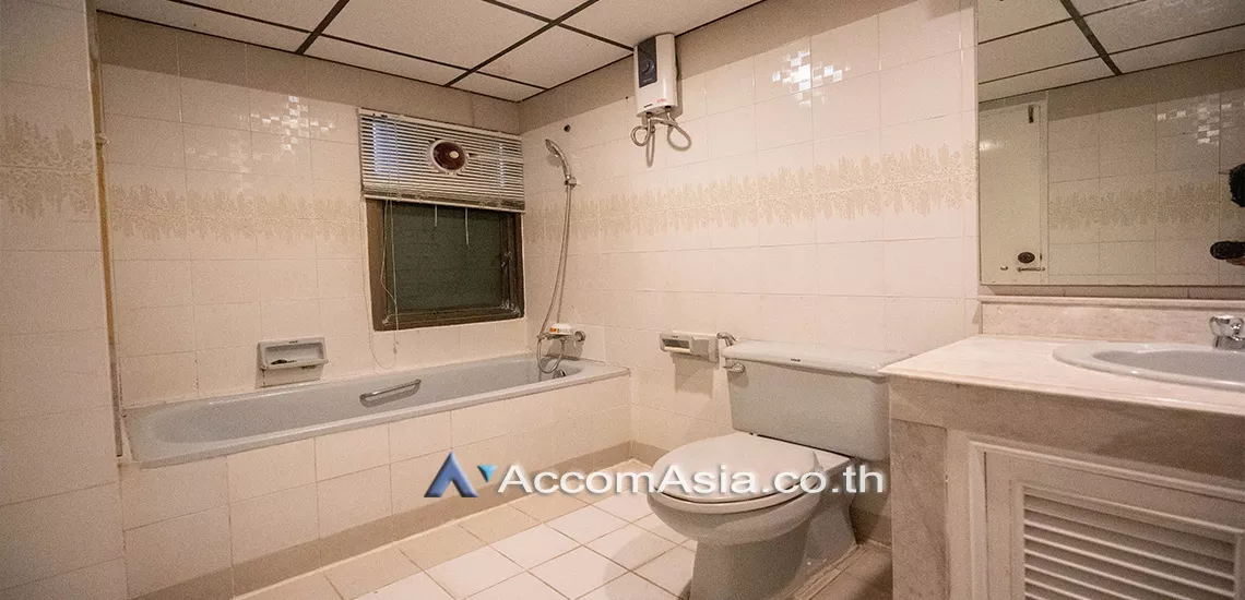 7  2 br Apartment For Rent in Sukhumvit ,Bangkok BTS Asok - MRT Sukhumvit at Homely Atmosphere AA31202