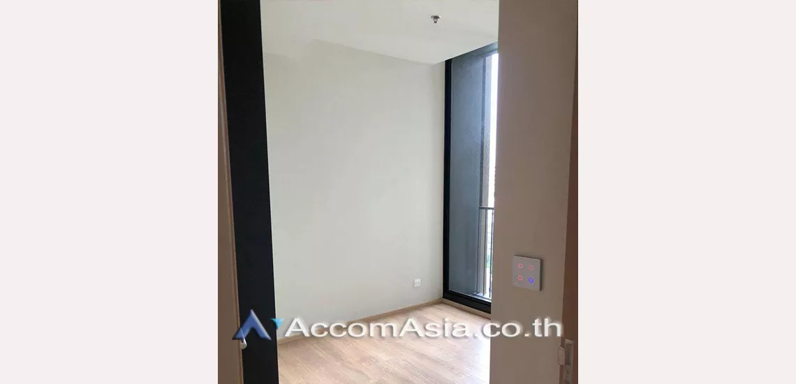  1 Bedroom  Condominium For Sale in Sukhumvit, Bangkok  near BTS Phrom Phong (AA31229)