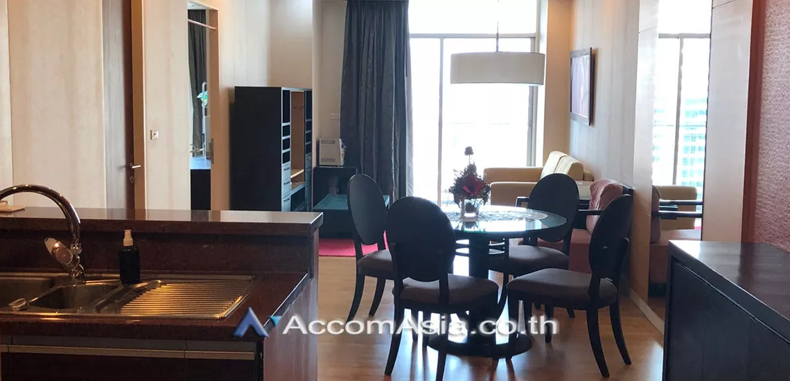  1 Bedroom  Condominium For Rent in Sathorn, Bangkok  near BTS Chong Nonsi (AA31232)