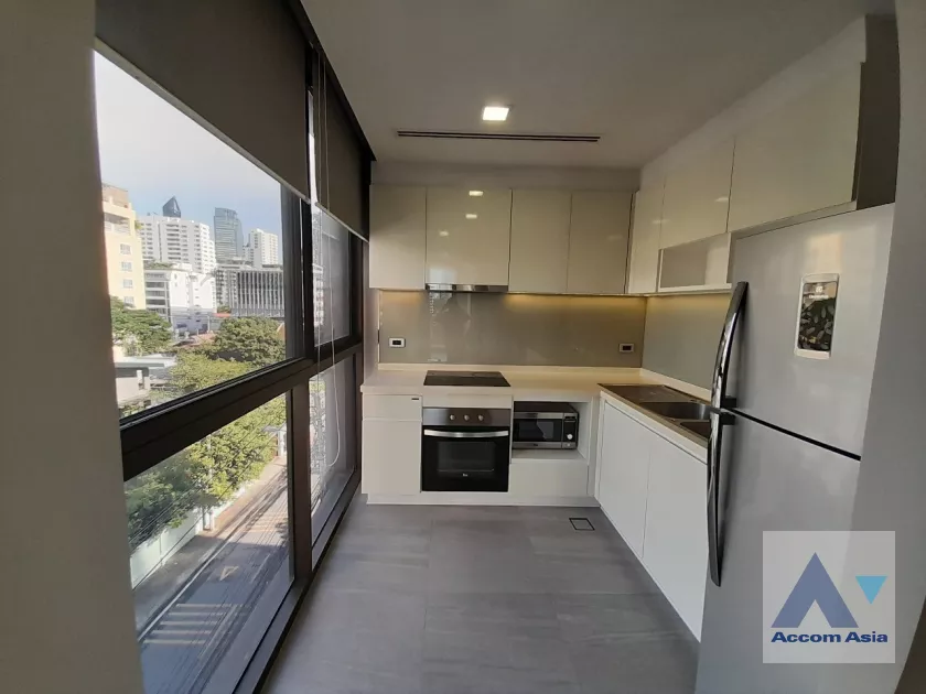 Pet friendly |  2 Bedrooms  Apartment For Rent in Sukhumvit, Bangkok  near BTS Phrom Phong (AA31266)