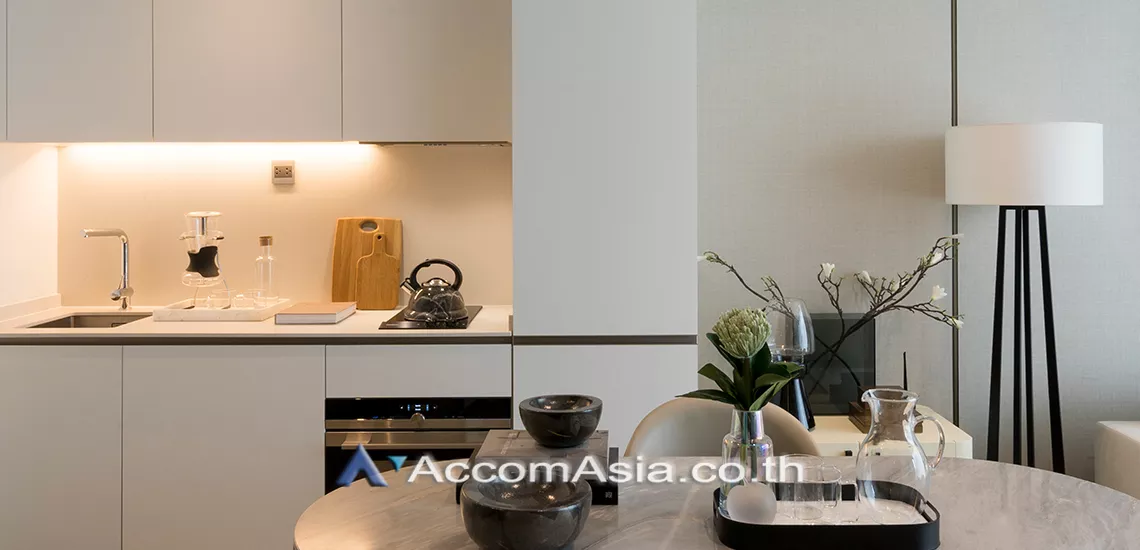  1 Bedroom  Condominium For Sale in Sukhumvit, Bangkok  near BTS Thong Lo (AA31280)