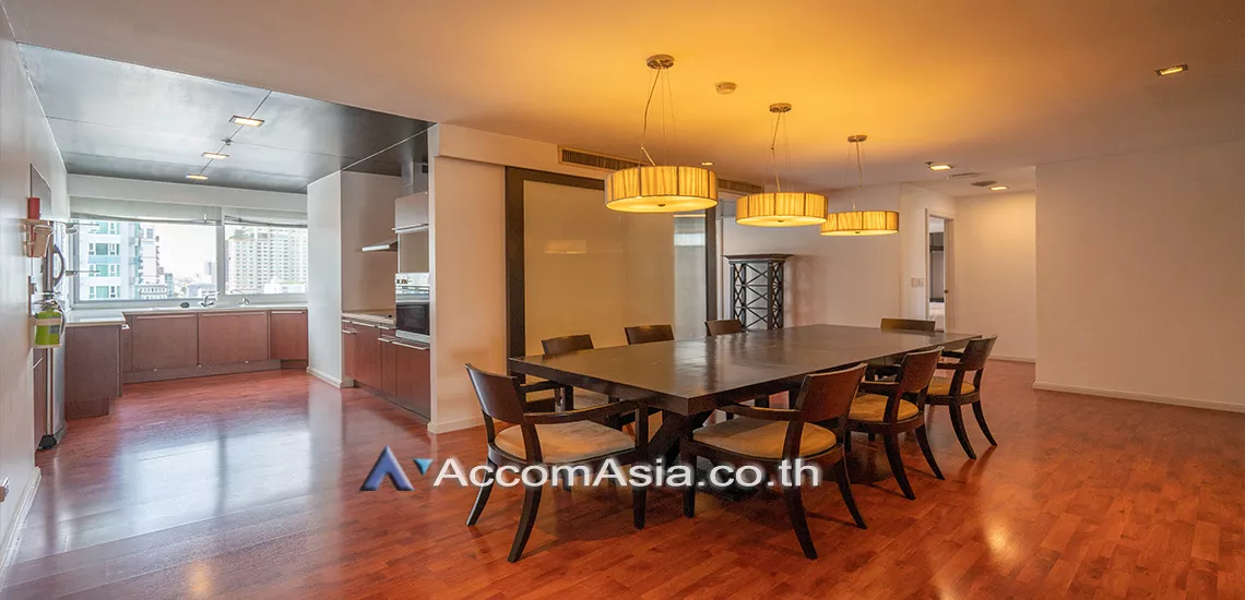  2 Bedrooms  Apartment For Rent in Sukhumvit, Bangkok  near BTS Thong Lo (AA31331)