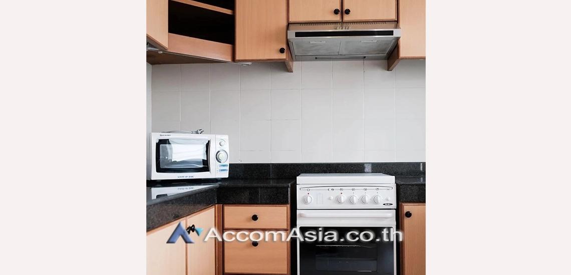  2 Bedrooms  Apartment For Rent in Sukhumvit, Bangkok  near BTS Thong Lo (AA31332)