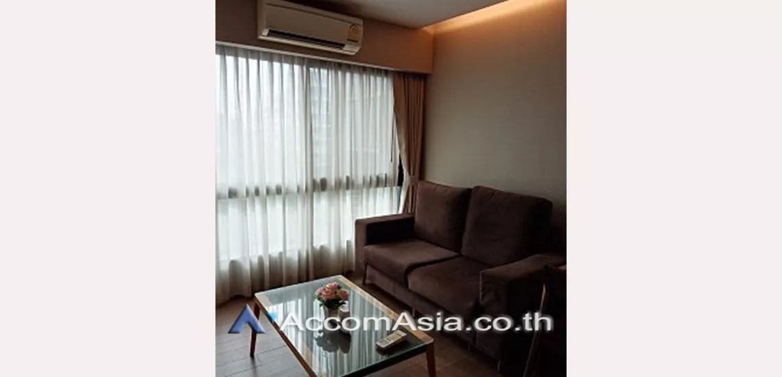  1 Bedroom  Condominium For Sale in Sukhumvit, Bangkok  near BTS Thong Lo (AA31338)