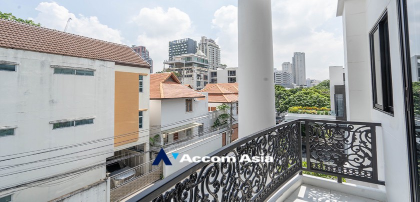 9  3 br Townhouse for rent and sale in Sukhumvit ,Bangkok BTS Asok - MRT Sukhumvit AA31361