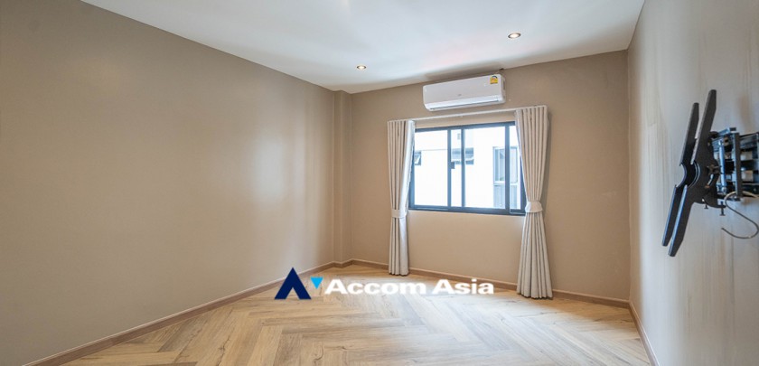 11  3 br Townhouse for rent and sale in Sukhumvit ,Bangkok BTS Asok - MRT Sukhumvit AA31361