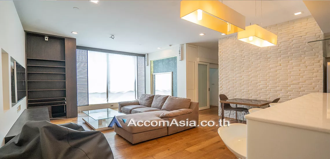  1 Bedroom  Condominium For Rent in Sathorn, Bangkok  near BTS Chong Nonsi (AA31732)