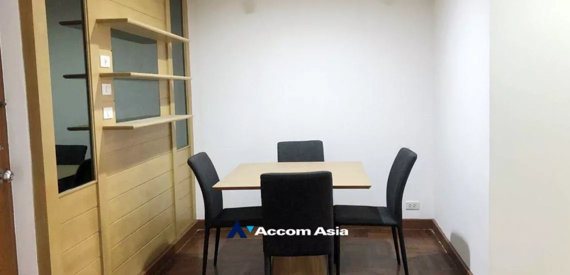  2 Bedrooms  Condominium For Rent in Sukhumvit, Bangkok  near BTS Asok (AA31761)