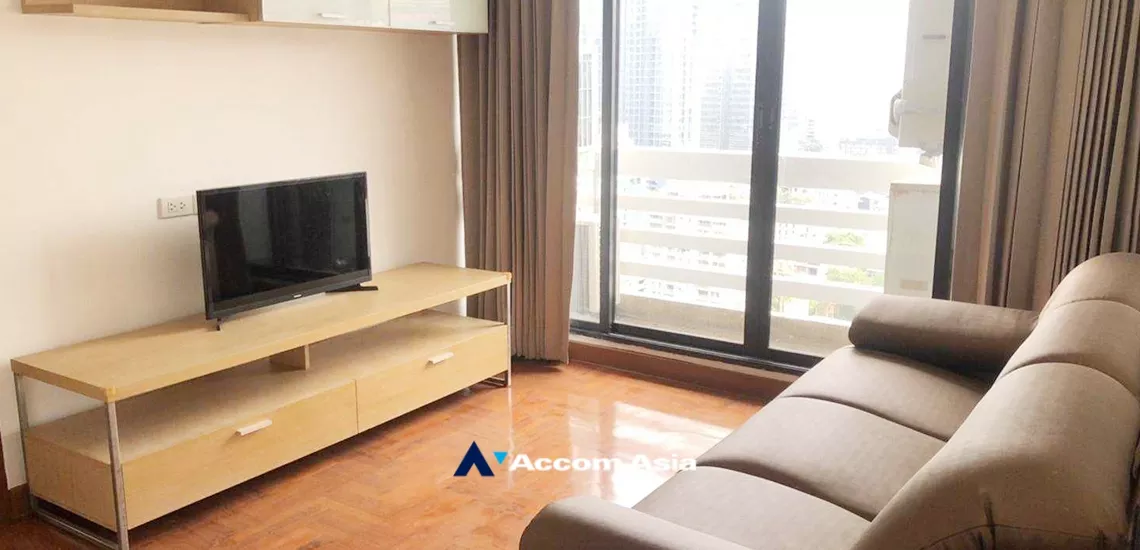  2 Bedrooms  Condominium For Rent in Sukhumvit, Bangkok  near BTS Asok (AA31761)