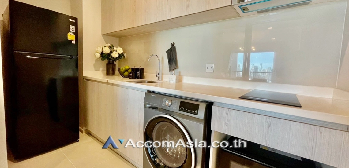 8  2 br Condominium For Rent in Ploenchit ,Bangkok BTS Ploenchit at Life One Wireless AA31784