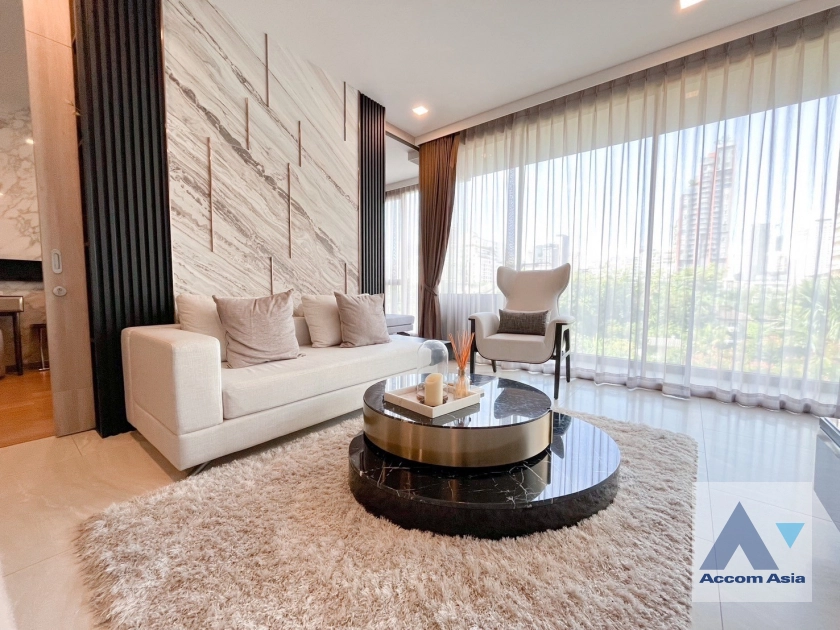  2 Bedrooms  Condominium For Rent & Sale in Sukhumvit, Bangkok  near BTS Asok - MRT Sukhumvit (AA31814)