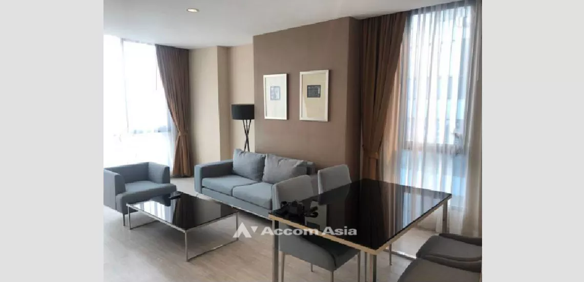  2 Bedrooms  Condominium For Rent in Sukhumvit, Bangkok  near BTS Ekkamai (AA31815)