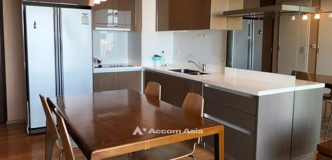  2 Bedrooms  Condominium For Rent in Sukhumvit, Bangkok  near BTS Thong Lo (AA31818)