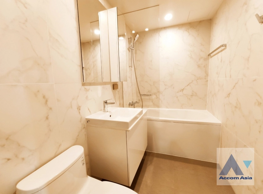  2 Bedrooms  Apartment For Rent in Sukhumvit, Bangkok  near BTS Thong Lo (AA31867)