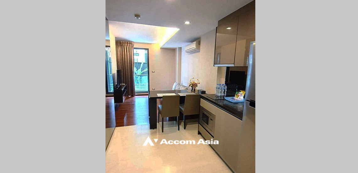  1 Bedroom  Condominium For Rent & Sale in Sukhumvit, Bangkok  near BTS Ekkamai (AA31868)