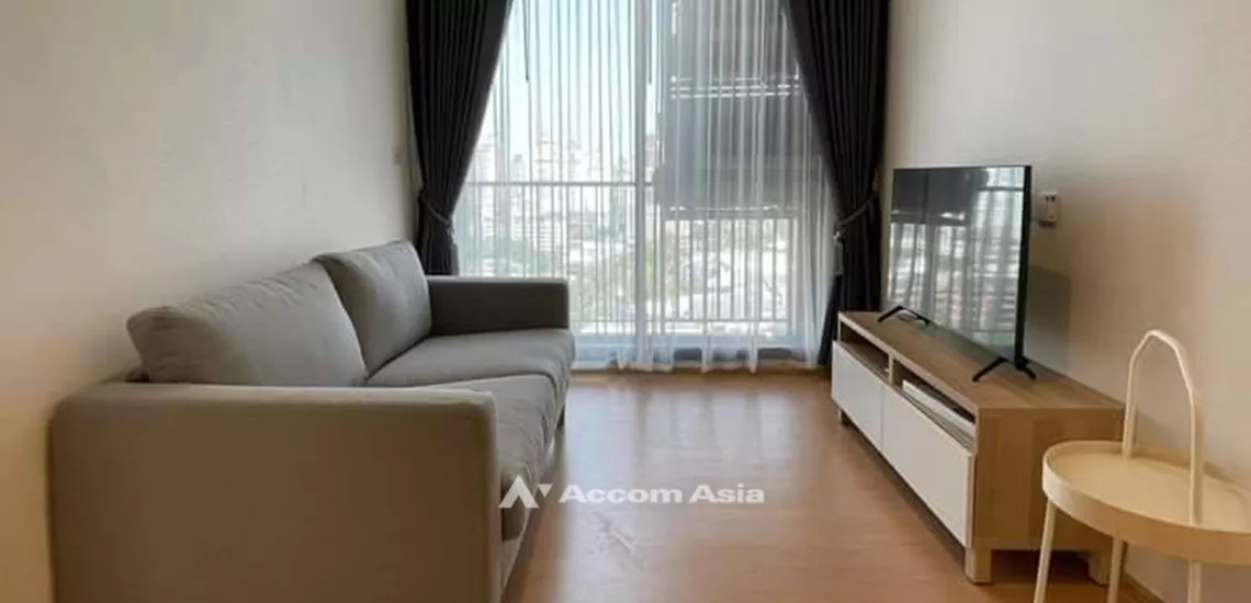 Pet friendly |  2 Bedrooms  Condominium For Rent in Sukhumvit, Bangkok  near BTS Ekkamai (AA31891)