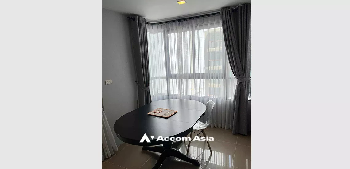  2 Bedrooms  Condominium For Rent in Sukhumvit, Bangkok  near BTS Asok - MRT Sukhumvit (AA31906)