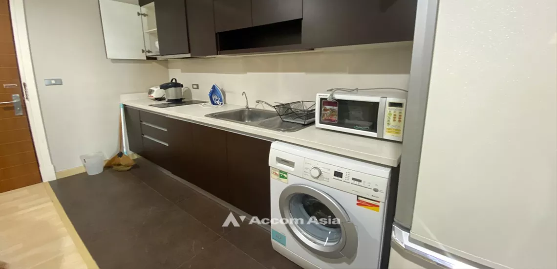  2 Bedrooms  Condominium For Rent in Sukhumvit, Bangkok  near BTS Thong Lo (AA31914)