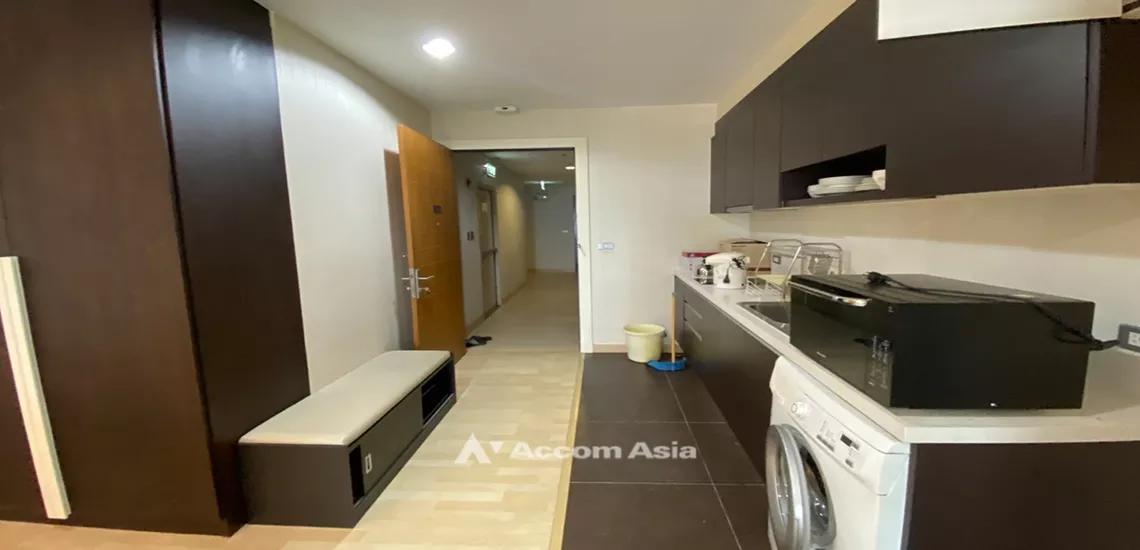  2 Bedrooms  Condominium For Rent in Sukhumvit, Bangkok  near BTS Thong Lo (AA31915)