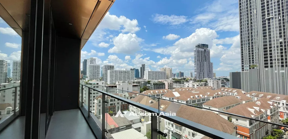  1 Bedroom  Condominium For Sale in Sukhumvit, Bangkok  near BTS Thong Lo (AA31923)