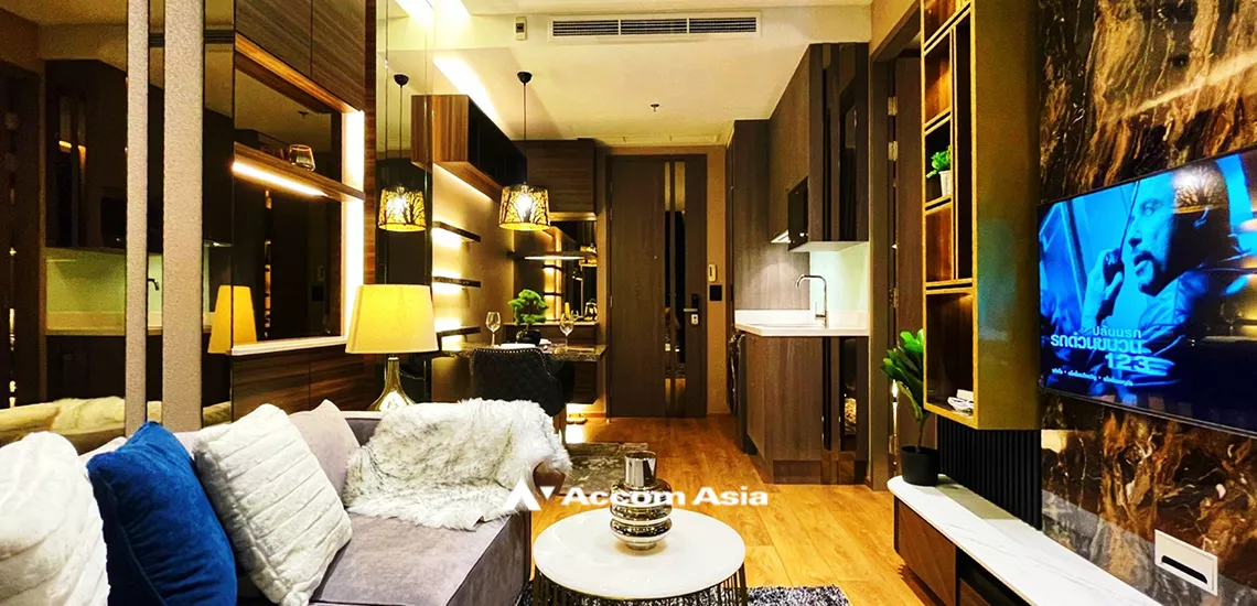  1 Bedroom  Condominium For Rent in Sukhumvit, Bangkok  near BTS Phrom Phong (AA31943)