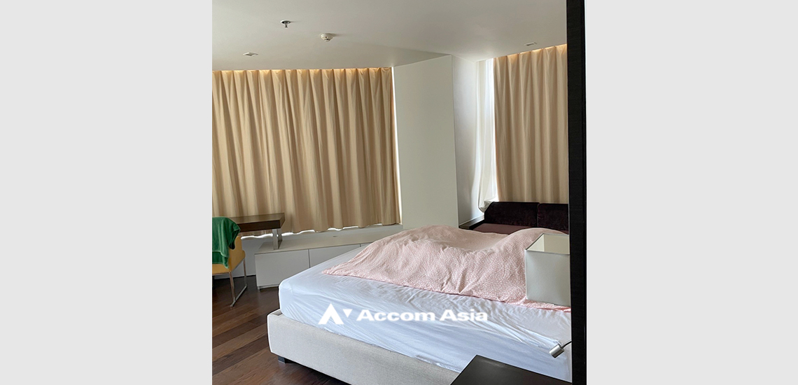  2 Bedrooms  Condominium For Rent in Sathorn, Bangkok  near BTS Chong Nonsi - BRT Arkhan Songkhro (AA31955)