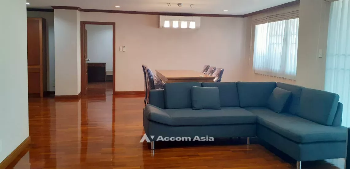  3 Bedrooms  Condominium For Rent in Sukhumvit, Bangkok  near BTS Phrom Phong (AA32026)