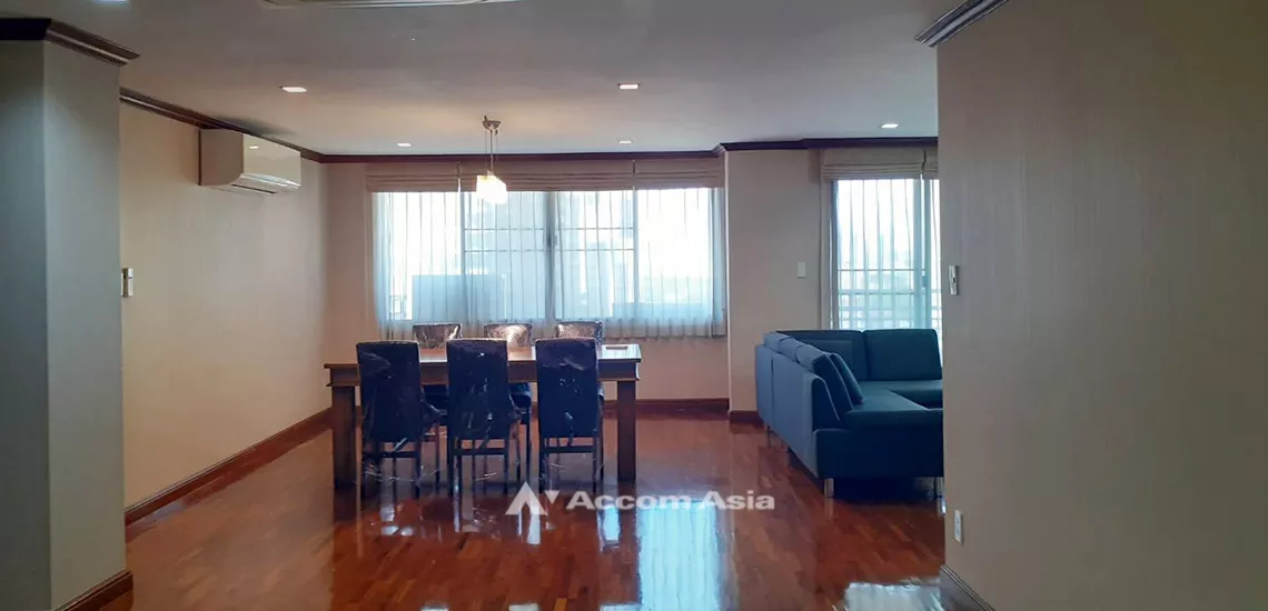  3 Bedrooms  Condominium For Rent in Sukhumvit, Bangkok  near BTS Phrom Phong (AA32026)