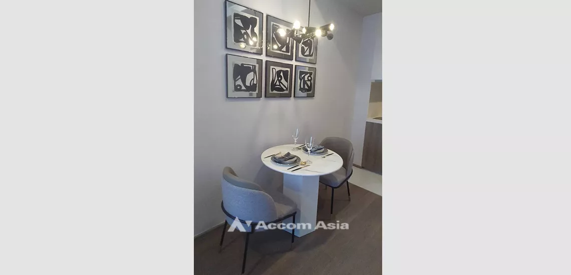  1 Bedroom  Condominium For Rent in Sukhumvit, Bangkok  near BTS Asok - MRT Sukhumvit (AA32028)