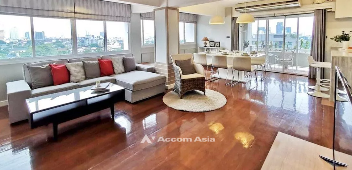  2 Bedrooms  Condominium For Rent & Sale in Sukhumvit, Bangkok  near BTS Phrom Phong (AA32031)