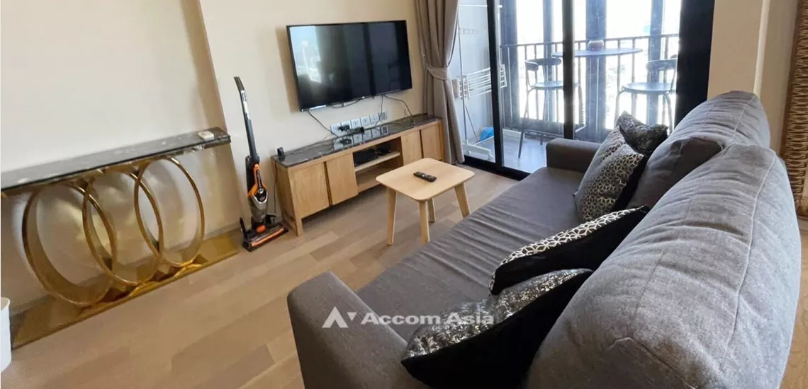  1 Bedroom  Condominium For Rent in Sukhumvit, Bangkok  near BTS Asok - MRT Sukhumvit (AA32035)