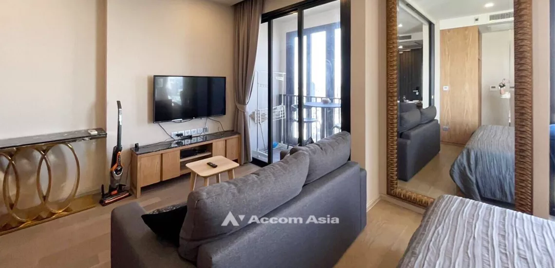  1 Bedroom  Condominium For Rent in Sukhumvit, Bangkok  near BTS Asok - MRT Sukhumvit (AA32035)