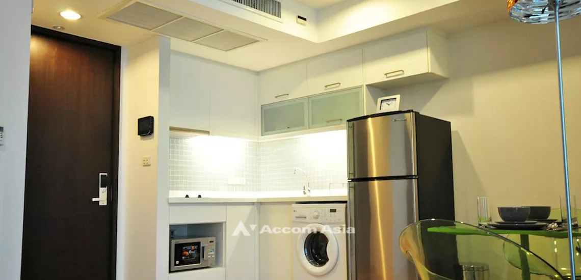 Corner Unit | The Alcove Thonglor 10 