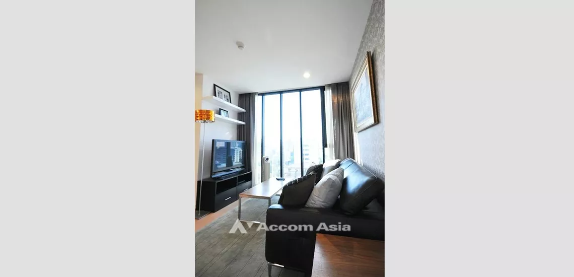 Corner Unit | The Alcove Thonglor 10 