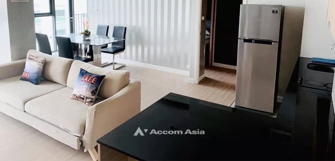  2 Bedrooms  Condominium For Sale in Sukhumvit, Bangkok  near BTS Thong Lo (AA32049)