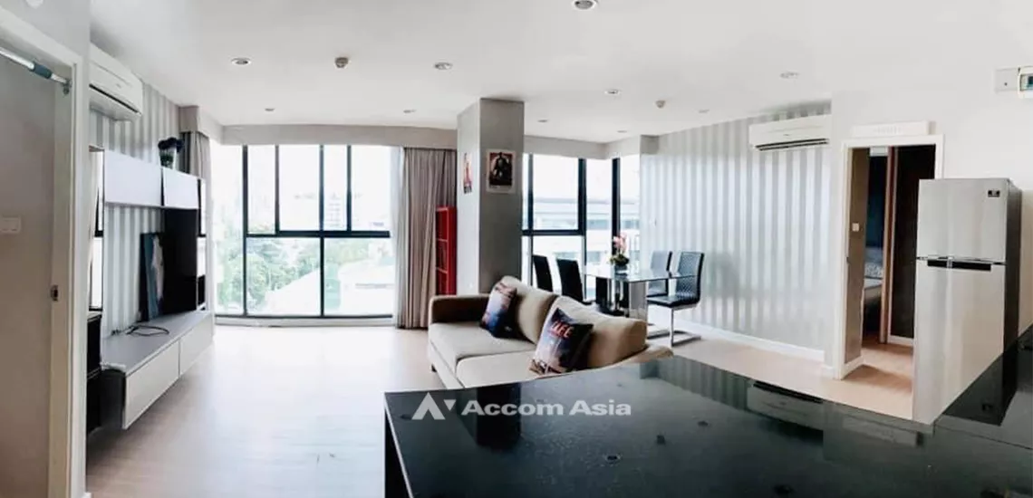  2 Bedrooms  Condominium For Sale in Sukhumvit, Bangkok  near BTS Thong Lo (AA32049)