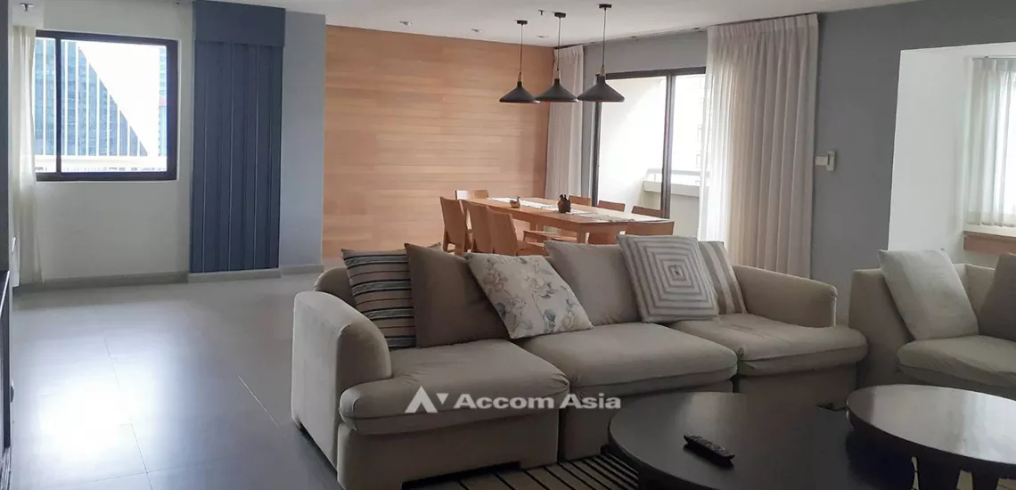  3 Bedrooms  Condominium For Rent in Sukhumvit, Bangkok  near BTS Phrom Phong (AA32076)