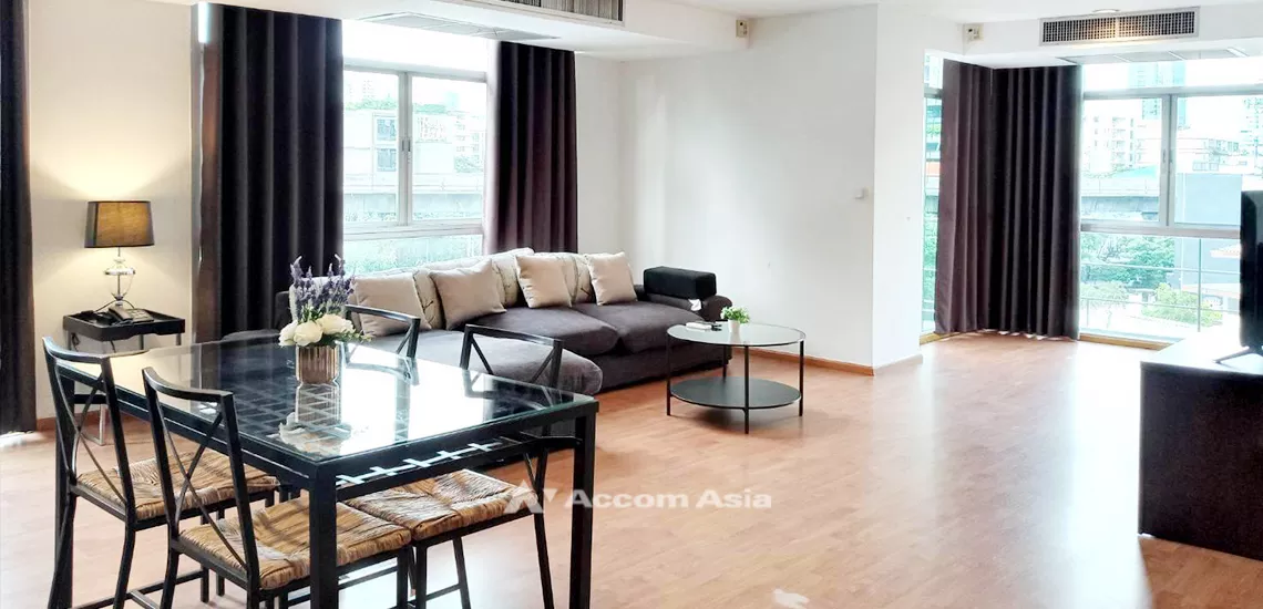 Pet friendly |  2 Bedrooms  Condominium For Rent in Sukhumvit, Bangkok  near BTS Phrom Phong (AA32101)