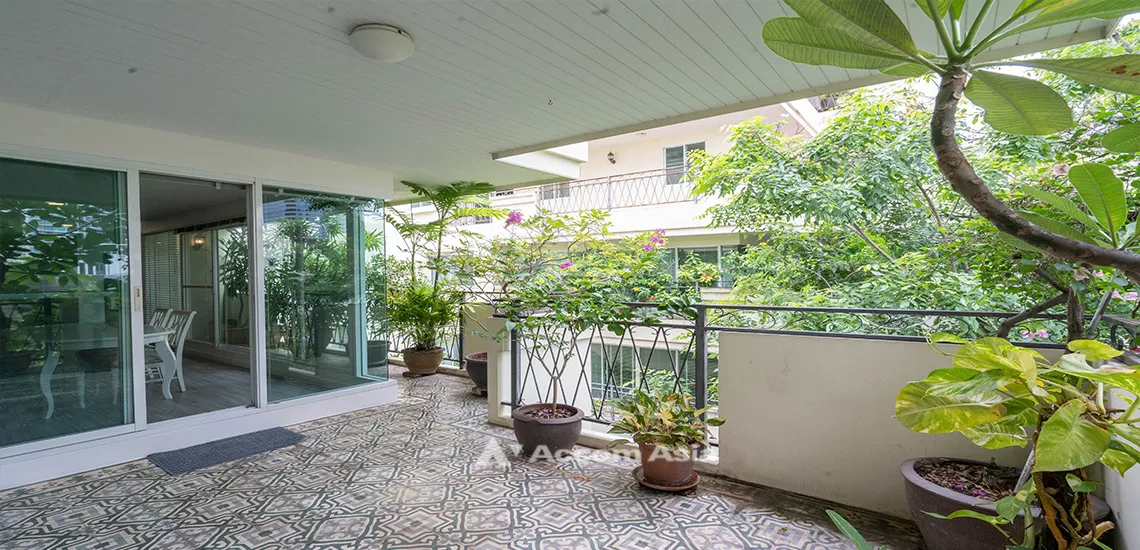 Pet friendly |  2 Bedrooms  Apartment For Rent in Sukhumvit, Bangkok  near BTS Phrom Phong (AA32103)