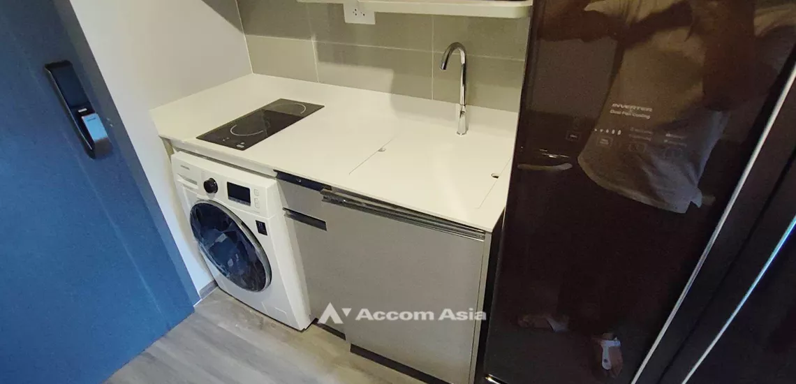  1 Bedroom  Condominium For Rent & Sale in Sukhumvit, Bangkok  near BTS Thong Lo (AA32114)